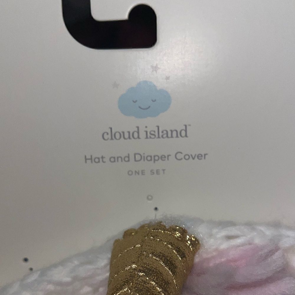 BABY Unicorn Hat & Diaper Cover Set - Picture 4 of 4